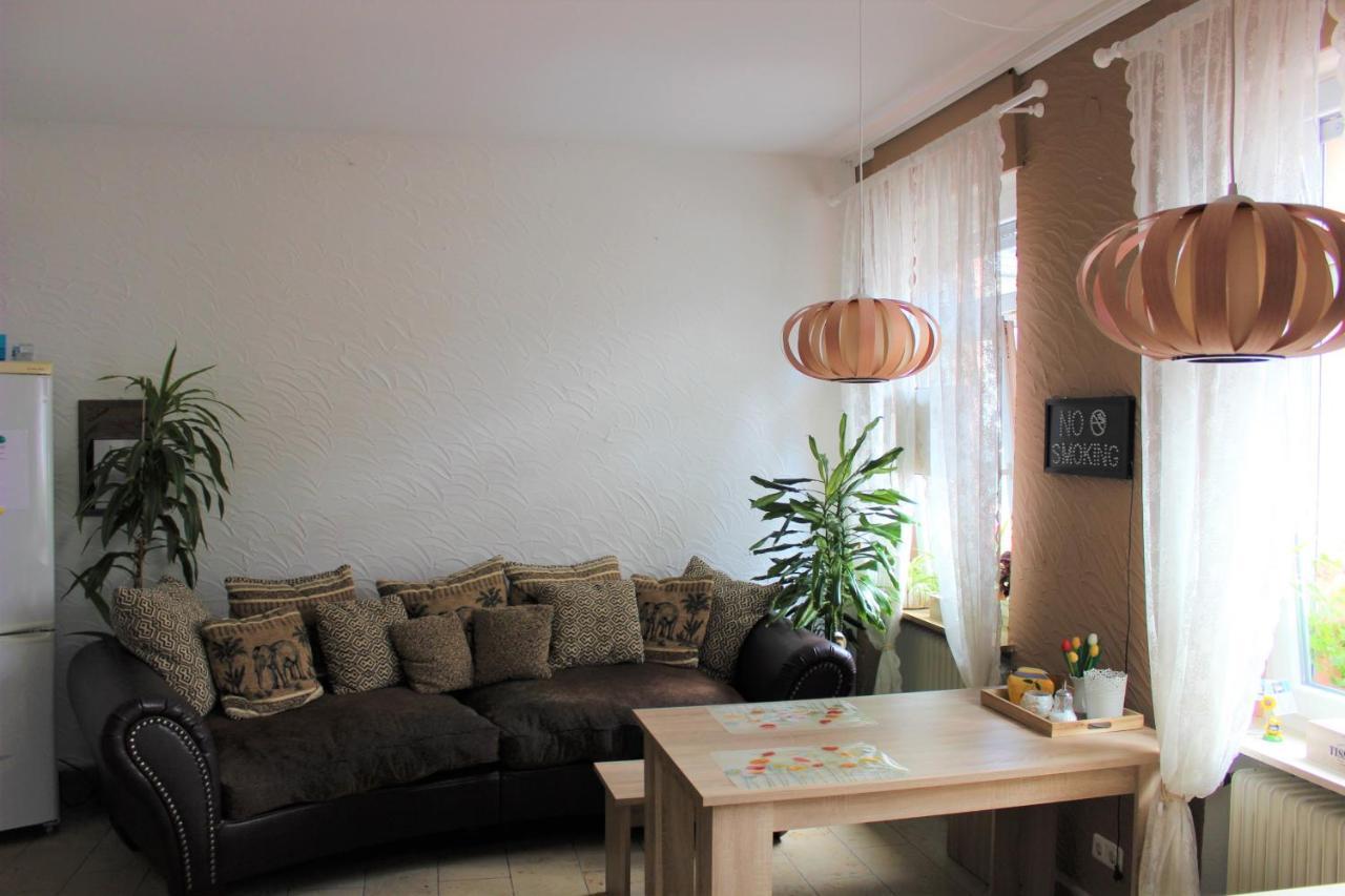Hotel Zur Post Schwanheim フランクフルト エクステリア 写真