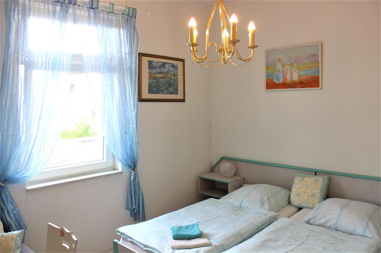 Hotel Zur Post Schwanheim フランクフルト エクステリア 写真